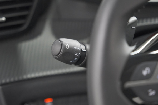 Peugeot 208 PureTech 100 EAT8 Allure Pack | Camera | Navigatie | Apple Carplay | Parkeersensoren