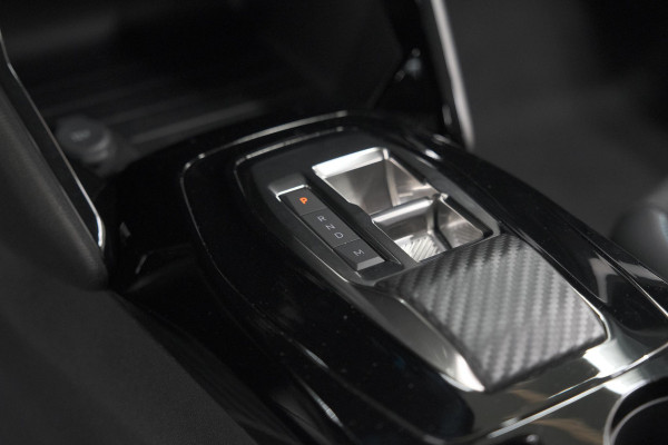 Peugeot 208 PureTech 100 EAT8 Allure Pack | Camera | Navigatie | Apple Carplay | Parkeersensoren
