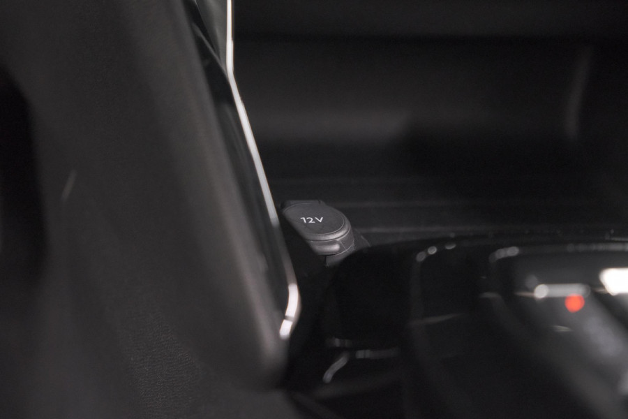 Peugeot 208 PureTech 100 EAT8 Allure Pack | Camera | Navigatie | Apple Carplay | Parkeersensoren