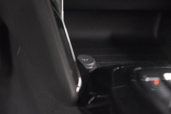 Peugeot 208 PureTech 100 EAT8 Allure Pack | Camera | Navigatie | Apple Carplay | Parkeersensoren
