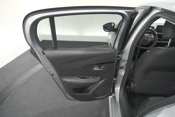 Peugeot 208 PureTech 100 EAT8 Allure Pack | Camera | Navigatie | Apple Carplay | Parkeersensoren