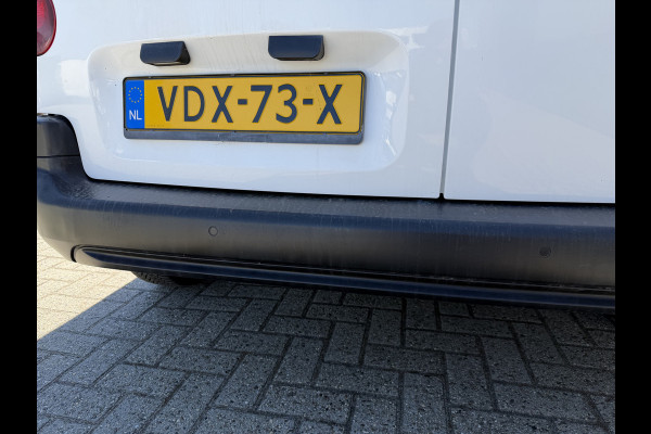 Opel Combo 1.5D L1H1 Edition / vaste prijs rijklaar € 10.950 ex btw / lease vanaf € 185 / euro 6 / bpm vrij / airco / cruise control / schuifdeur / imperial / comfort stoelen !