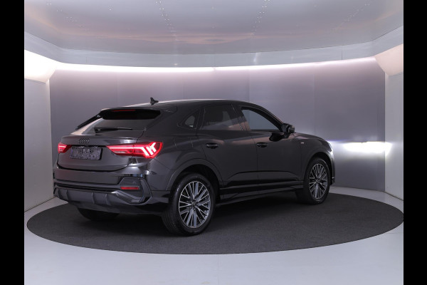 Audi Q3 Sportback 45 TFSI e S Edition 245pk | Navigatie | Lederen bekleding | Elektrisch verstelbare voorstoelen | 360° Camera | Adaptief demping systeem | S line interieur