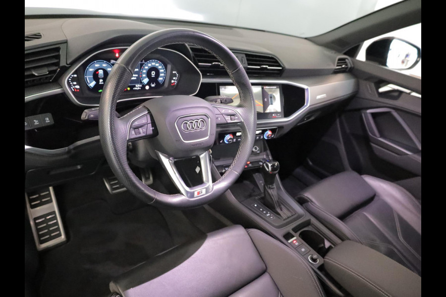 Audi Q3 Sportback 45 TFSI e S Edition 245pk | Navigatie | Lederen bekleding | Elektrisch verstelbare voorstoelen | 360° Camera | Adaptief demping systeem | S line interieur