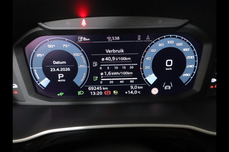 Audi Q3 Sportback 45 TFSI e S Edition 245pk | Navigatie | Lederen bekleding | Elektrisch verstelbare voorstoelen | 360° Camera | Adaptief demping systeem | S line interieur