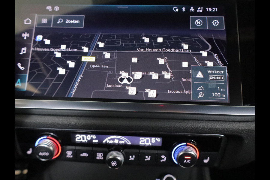 Audi Q3 Sportback 45 TFSI e S Edition 245pk | Navigatie | Lederen bekleding | Elektrisch verstelbare voorstoelen | 360° Camera | Adaptief demping systeem | S line interieur