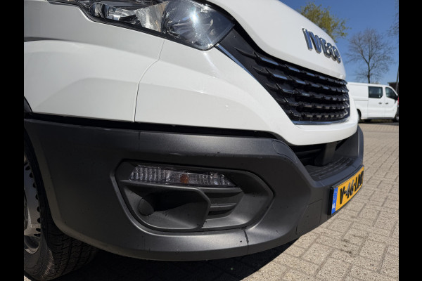 Iveco Daily 35S14V 2.3 automaat 410 L4H2 DC 6 persoons / vaste prijs rijklaar € 29.950 ex btw / ideale motorsport bus / euro 6 / bpm vrij / cruise en climate control / trekhaak 3500 kg !