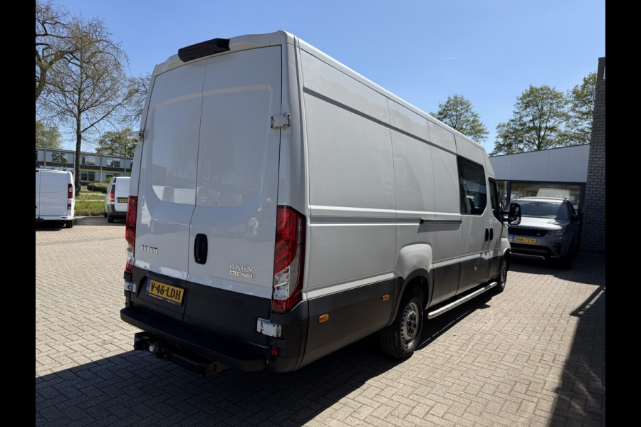 Iveco Daily 35S14V 2.3 automaat 410 L4H2 DC 6 persoons / vaste prijs rijklaar € 29.950 ex btw / ideale motorsport bus / euro 6 / bpm vrij / cruise en climate control / trekhaak 3500 kg !