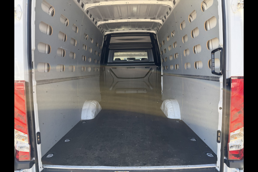 Iveco Daily 35S14V 2.3 automaat 410 L4H2 DC 6 persoons / vaste prijs rijklaar € 29.950 ex btw / ideale motorsport bus / euro 6 / bpm vrij / cruise en climate control / trekhaak 3500 kg !