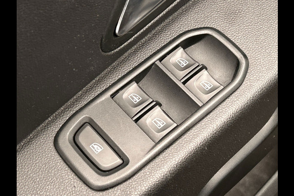 Dacia Duster 1.3 TCe Tech Road | Trekhaak | Navigatie | Airco | Cruise-control |