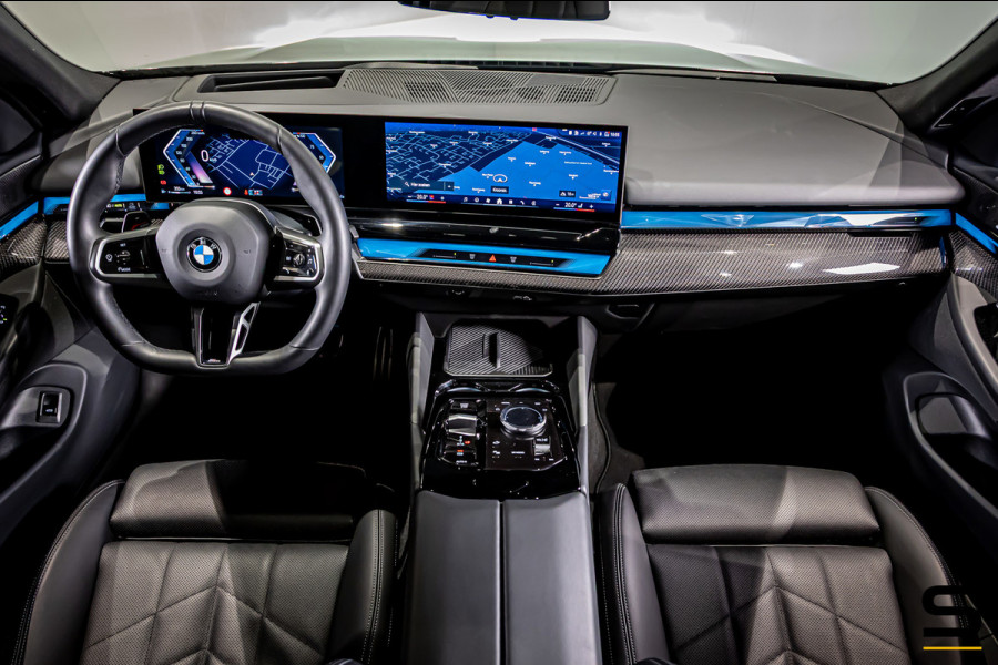 BMW 5 Serie Touring 520i|M-sport|Pano|H&K|Fis €68.000|1e eig