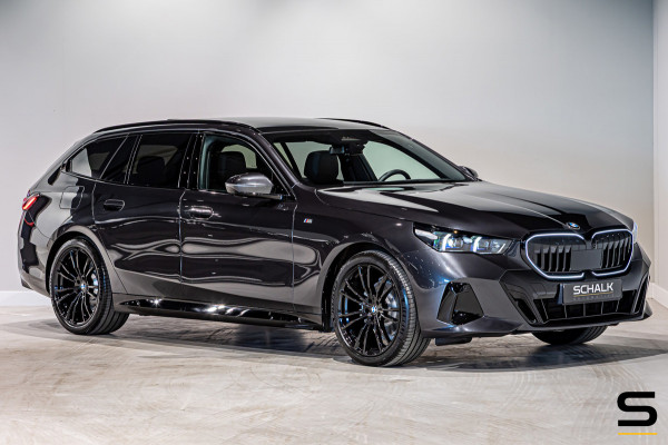BMW 5 Serie Touring 520i|M-sport|Pano|H&K|Fis €68.000|1e eig