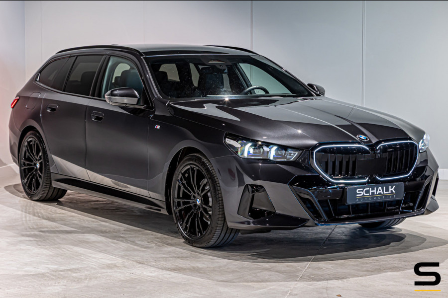 BMW 5 Serie Touring 520i|M-sport|Pano|H&K|Fis €68.000|1e eig