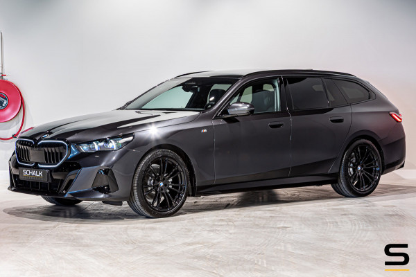 BMW 5 Serie Touring 520i|M-sport|Pano|H&K|Fis €68.000|1e eig