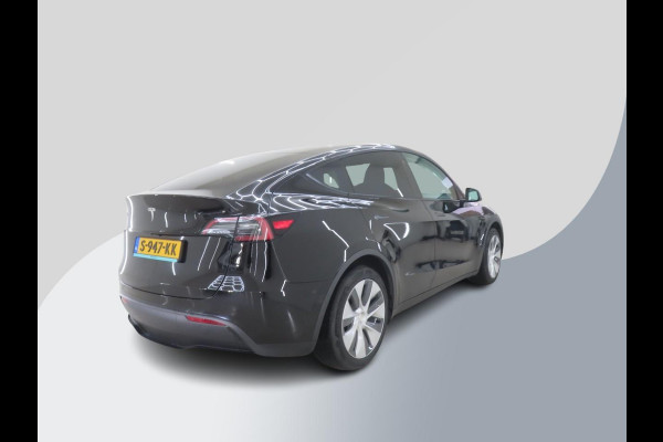 Tesla Model Y RWD 58 kWh | 43.000 KM | SOH 92,8% | AutoPilot | Panorama - Dak | WORDT VERWACHT!