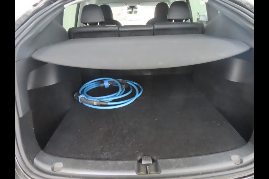Tesla Model Y RWD 58 kWh | 43.000 KM | SOH 92,8% | AutoPilot | Panorama - Dak | WORDT VERWACHT!