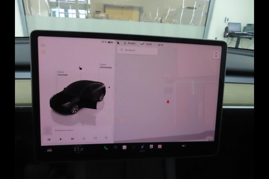 Tesla Model Y RWD 58 kWh | 43.000 KM | SOH 92,8% | AutoPilot | Panorama - Dak | WORDT VERWACHT!