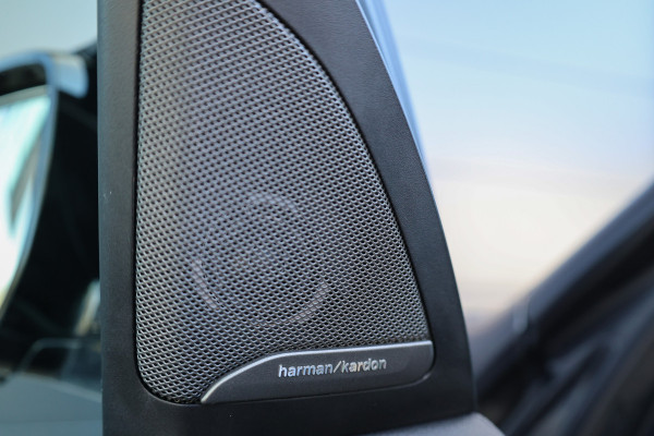 BMW X5 xDrive45e High Executive | BTW | PANO | H&K | 360 | LASER | LUCHTVERING | ELEK TREKHAAK | STOEL/STUURVERW |