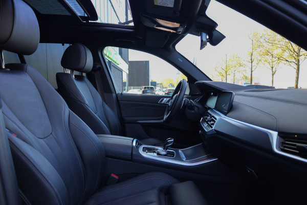 BMW X5 xDrive45e High Executive | BTW | PANO | H&K | 360 | LASER | LUCHTVERING | ELEK TREKHAAK | STOEL/STUURVERW |