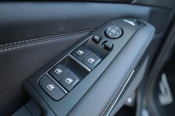 BMW X5 xDrive45e High Executive | BTW | PANO | H&K | 360 | LASER | LUCHTVERING | ELEK TREKHAAK | STOEL/STUURVERW |