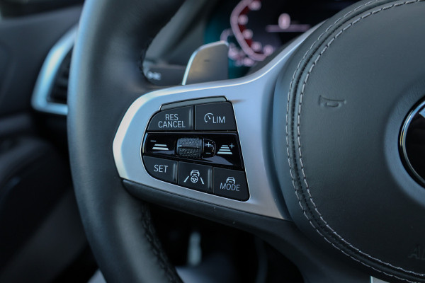 BMW X5 xDrive45e High Executive | BTW | PANO | H&K | 360 | LASER | LUCHTVERING | ELEK TREKHAAK | STOEL/STUURVERW |