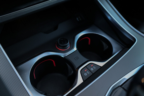 BMW X5 xDrive45e High Executive | BTW | PANO | H&K | 360 | LASER | LUCHTVERING | ELEK TREKHAAK | STOEL/STUURVERW |