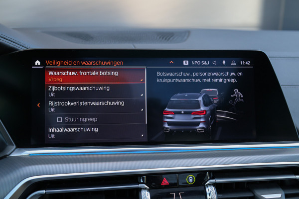 BMW X5 xDrive45e High Executive | BTW | PANO | H&K | 360 | LASER | LUCHTVERING | ELEK TREKHAAK | STOEL/STUURVERW |