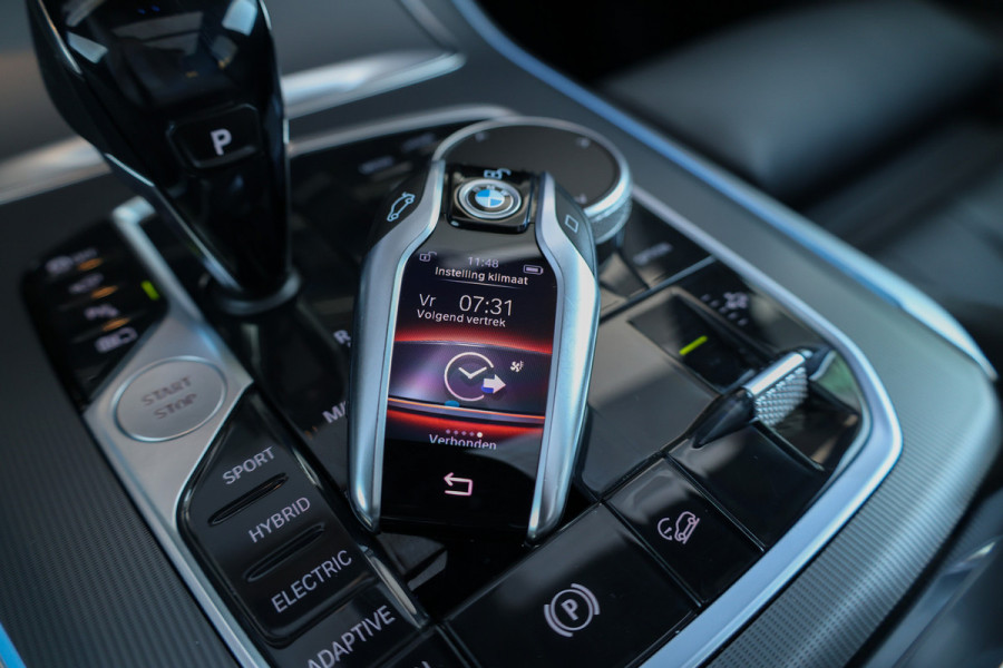 BMW X5 xDrive45e High Executive | BTW | PANO | H&K | 360 | LASER | LUCHTVERING | ELEK TREKHAAK | STOEL/STUURVERW |