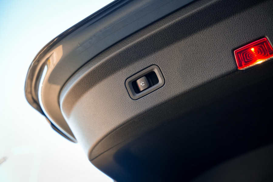 Mercedes-Benz GLE Coupé 400 e 4MATIC AMG Line Premium Burmester Panodak Memory Stoelventil. Stuurverw. 360 Camera HUD Trekhaak