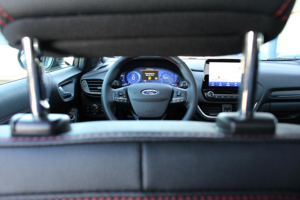 Ford Puma 1.0 EcoBoost Hybrid ST-Line X | Winterpack | Panoramdak | Adaptive cruise control | Camera |