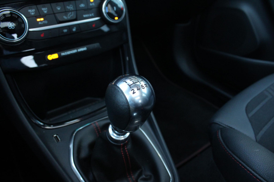 Ford Puma 1.0 EcoBoost Hybrid ST-Line X | Winterpack | Panoramdak | Adaptive cruise control | Camera |