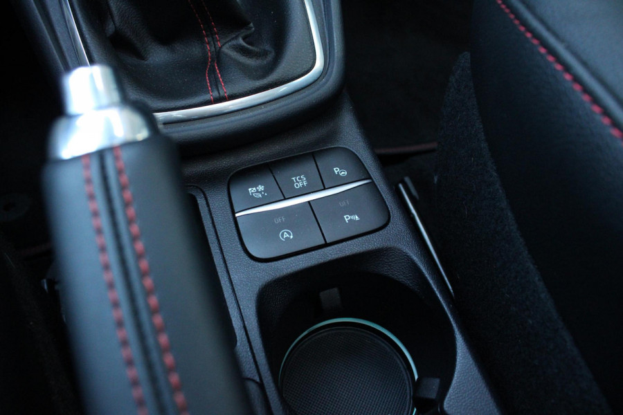 Ford Puma 1.0 EcoBoost Hybrid ST-Line X | Winterpack | Panoramdak | Adaptive cruise control | Camera |