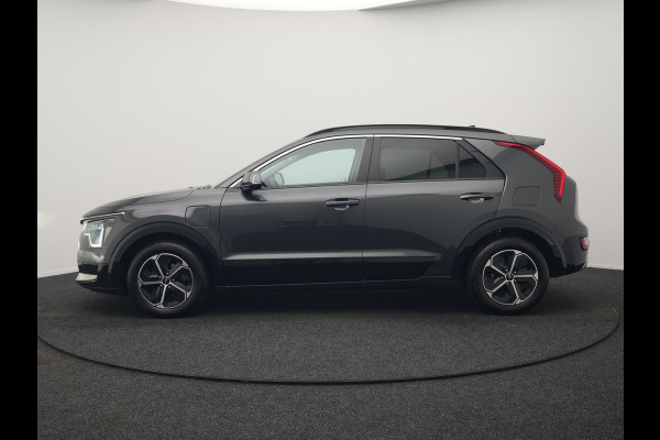 Kia Niro 1.6 GDi DynamicLine PHEV 182pk Dealer O.H. | Adaptive Cruise | Camera | Sportstoelen & Stuur Verwarmd | Sfeerverlichting | Apple Carplay | Keyless | Blis | Navigatie | DAB | LED Koplampen | Virtual | Plug In Hybrid |