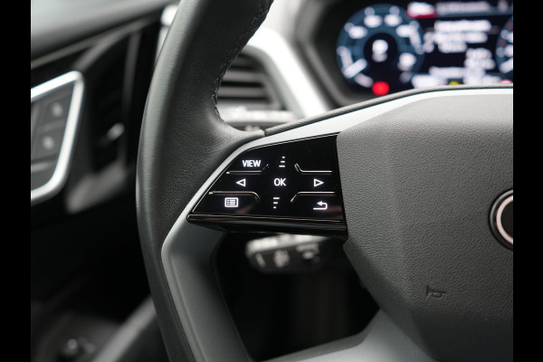 Audi Q4 e-tron 50 quattro Advanced edition 77 kWh 300pk Dealer O.H. | Apple Carplay | Voorstoelen Verwarmd | Navigatie Plus | 19"L.M | LED | Cruise Control | DAB | Virtual |