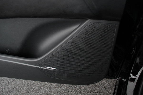 Kia Niro EV DynamicPlusLine 64.8 kWh Nieuw Model! | Navigatie Half Leder Schuif-kantel dak Electrisch bedienbare achterklep DAB Led Camera