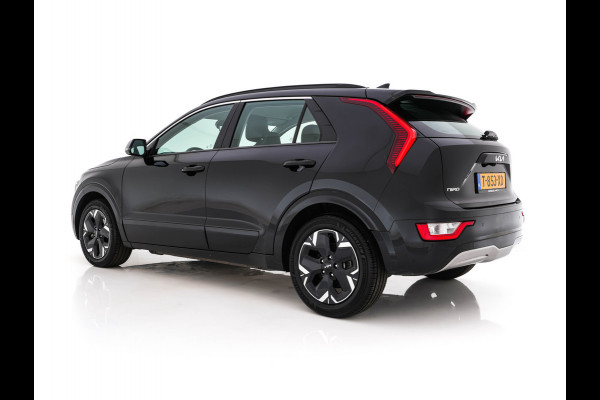 Kia Niro EV DynamicLine 64.8 kWh [ 3-Fase ] {SOH-100%} (INCL.BTW) *LEATHER-FABRIC | ADAPTIVE-CRUISE | DIGI-COCKPIT | KEYLESS | CAMERA | DAB | COMFORT-SEATS | SHIFT-PADDLES | ECC | PDC | 17''ALU*