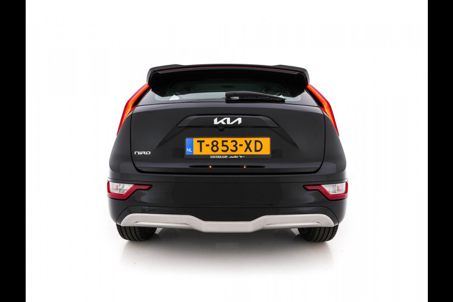 Kia Niro EV DynamicLine 64.8 kWh [ 3-Fase ] {SOH-100%} (INCL.BTW) *LEATHER-FABRIC | ADAPTIVE-CRUISE | DIGI-COCKPIT | KEYLESS | CAMERA | DAB | COMFORT-SEATS | SHIFT-PADDLES | ECC | PDC | 17''ALU*