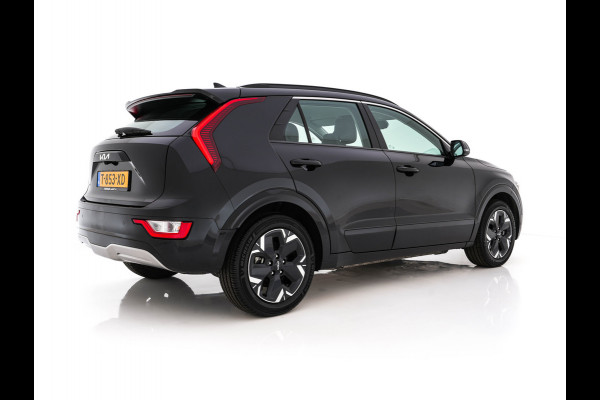 Kia Niro EV DynamicLine 64.8 kWh [ 3-Fase ] {SOH-100%} (INCL.BTW) *LEATHER-FABRIC | ADAPTIVE-CRUISE | DIGI-COCKPIT | KEYLESS | CAMERA | DAB | COMFORT-SEATS | SHIFT-PADDLES | ECC | PDC | 17''ALU*