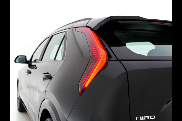 Kia Niro EV DynamicLine 64.8 kWh [ 3-Fase ] {SOH-100%} (INCL.BTW) *LEATHER-FABRIC | ADAPTIVE-CRUISE | DIGI-COCKPIT | KEYLESS | CAMERA | DAB | COMFORT-SEATS | SHIFT-PADDLES | ECC | PDC | 17''ALU*