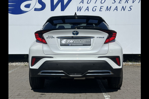 Toyota C-HR 2.0 Hybrid Team D | Trekhaak | Premium LED | Carplay | ACC | Camera | Dodehoek