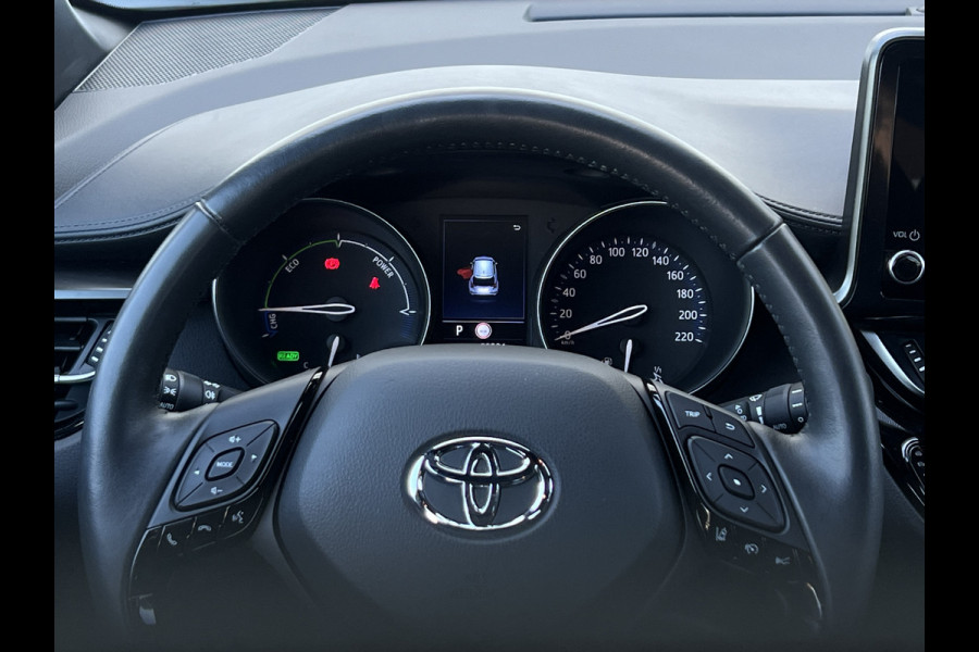 Toyota C-HR 2.0 Hybrid Team D | Trekhaak | Premium LED | Carplay | ACC | Camera | Dodehoek