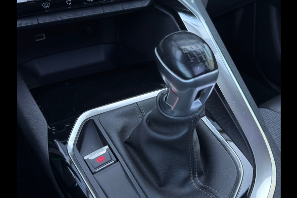 Peugeot 3008 1.2 PureTech Crossway / Schuifdak / 2020 !