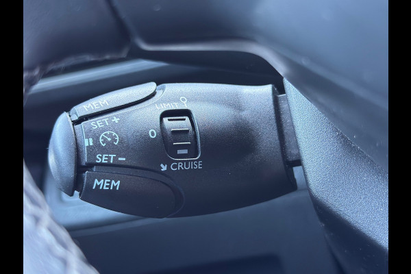 Peugeot 3008 1.2 PureTech Crossway / Schuifdak / 2020 !