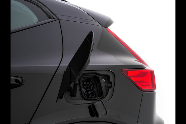Volvo XC40 Recharge P8 AWD R-Design [ 3-Fase ] (INCL.BTW) Aut. *PANO | LEATHER-ALCANTARA | ADAPTIVE-CRUISE | DIGI-COCKPIT | FULL-LED | CAMERA | NAVI-FULLMAP | ECC | PDC | KEYLESS | HEATED-SPORTSEATS | TOWBAR | 19''ALU*