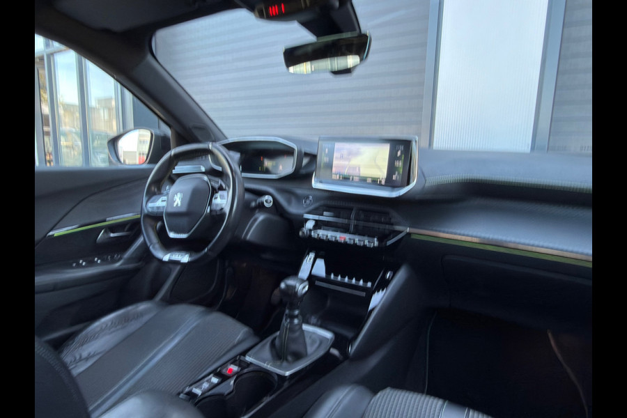 Peugeot 2008 1.2 PureTech GT-Line / TREKHAAK / DB RIEM NIEUW