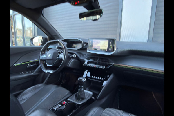 Peugeot 2008 1.2 PureTech GT-Line / TREKHAAK / DB RIEM NIEUW
