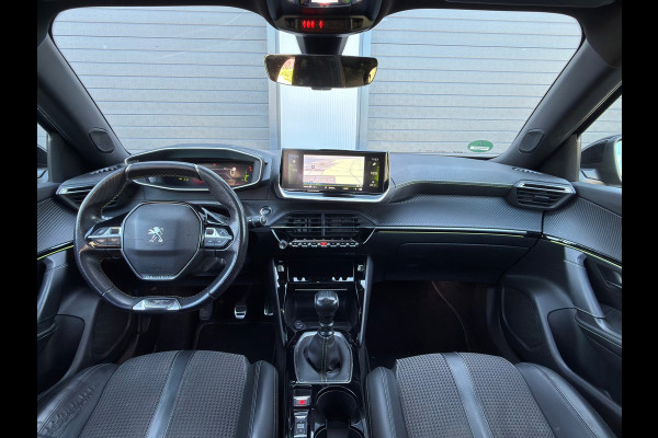 Peugeot 2008 1.2 PureTech GT-Line / TREKHAAK / DB RIEM NIEUW