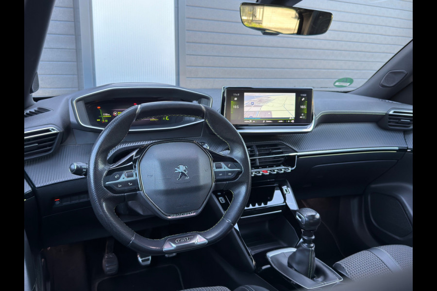 Peugeot 2008 1.2 PureTech GT-Line / TREKHAAK / DB RIEM NIEUW
