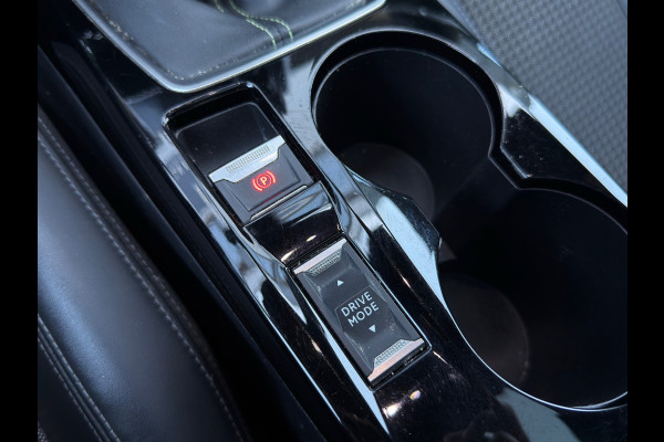 Peugeot 2008 1.2 PureTech GT-Line / TREKHAAK / DB RIEM NIEUW