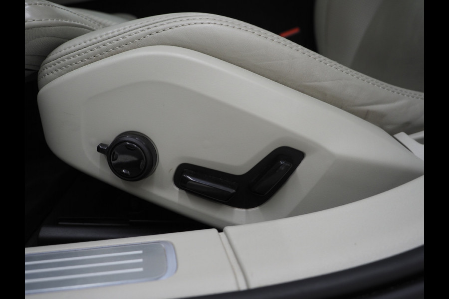 Volvo V90 2.0 T8 AWD Inscription | Panoramadak | Massage | Pilot Assist | HUD | Leder | Keyless | 360 | BLIS | Carplay
